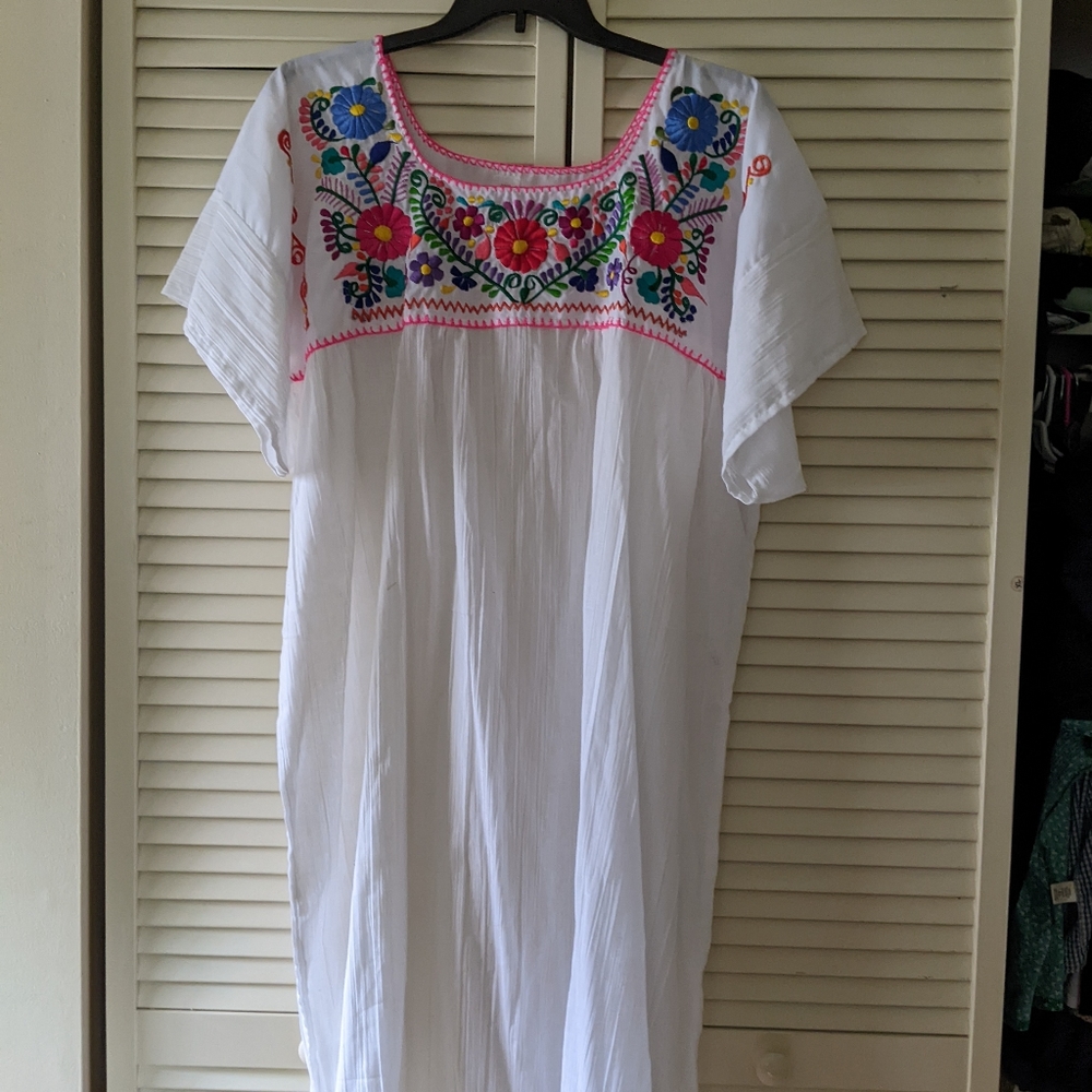 Women's summer swimwear coverup bohemian white with flowers XL